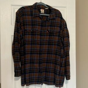 Levi’s heavy flannel